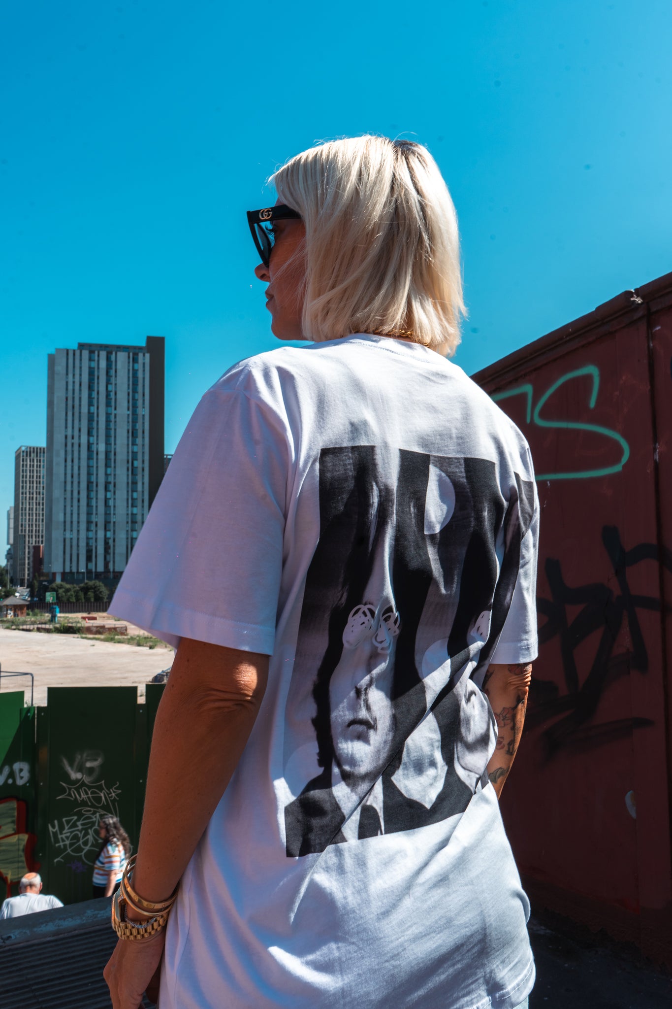 PORTRAIT TSHIRT - SCRIBBLE EYES